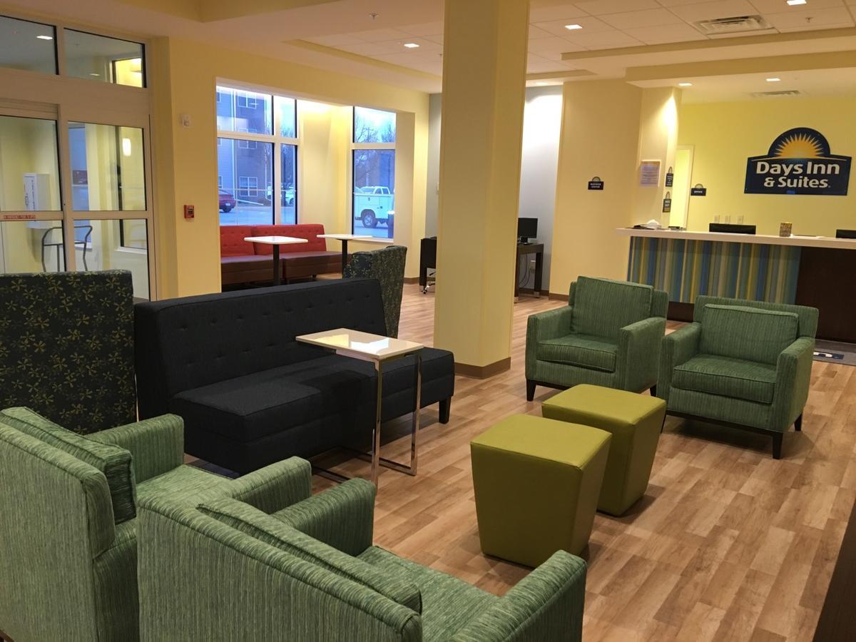 Days Inn & Suites By Wyndham Kearney Ne Zewnętrze zdjęcie
