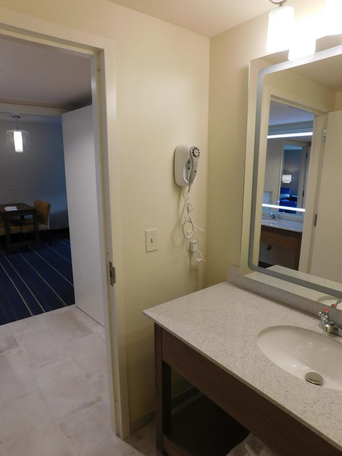 Days Inn & Suites By Wyndham Kearney Ne Zewnętrze zdjęcie